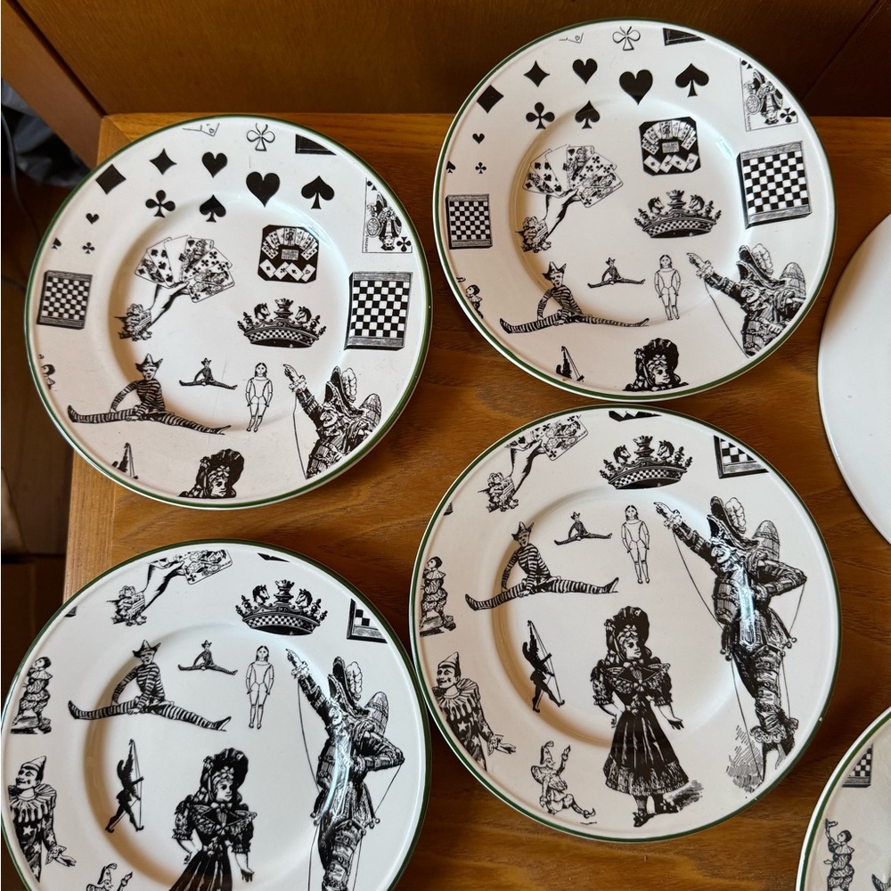 Luneville “Le Joueur” (The Gamber) 4 lg Cups & Saucers + 4 Dessert Plates “RARE”